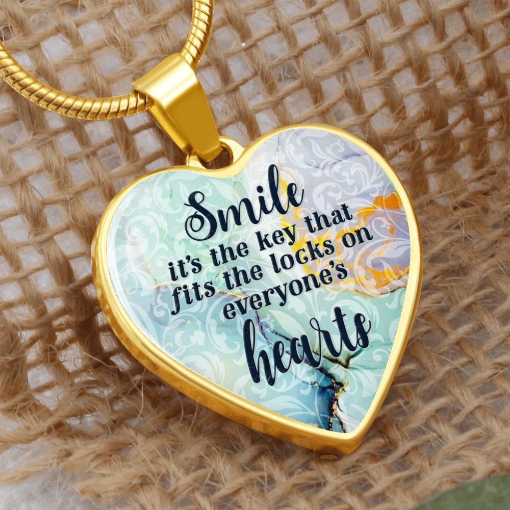 Smile Beautiful snake chain sturdy with beautiful heart pendant